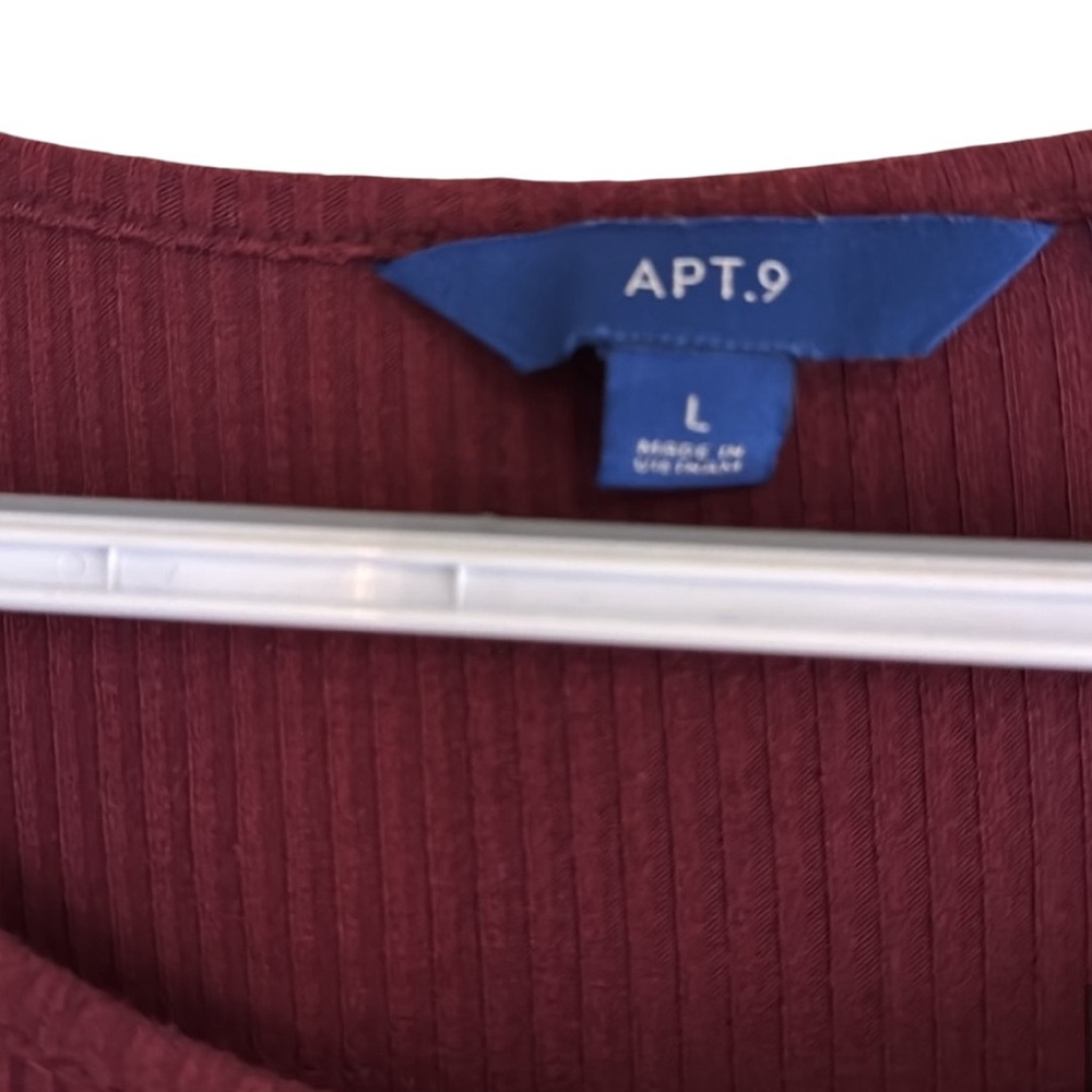 Apt 9 Burgundy Ribbed Blouse - Picture 5 of 5